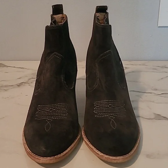 Dolce Vita Jones Dark Gray Suede Leather Chelsea Western Ankle Booties Wmn 9.5 - Picture 10 of 16